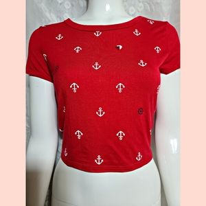 Anchors red top